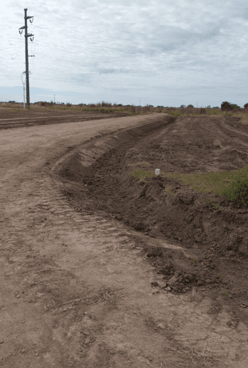 Ingreso al predio — Camino Principal (Arrufo)